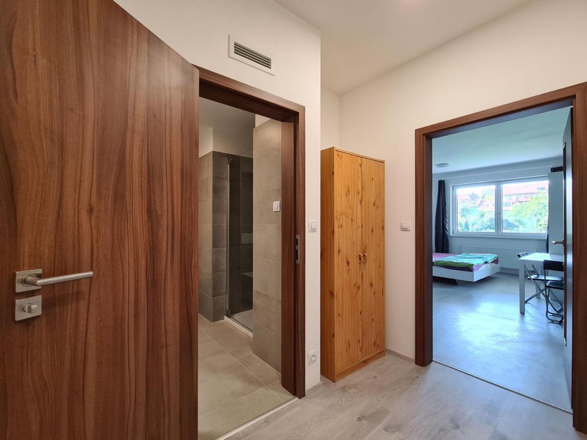 Cozy And Modern Near Center Brno